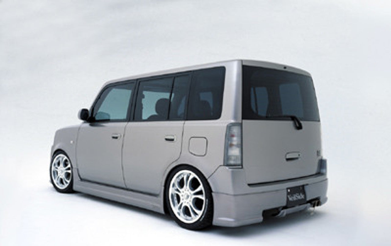 VeilSide 2003-2007 Toyota bB JDM NCP30/31 C-Class Rear Half Spoiler (FRP)